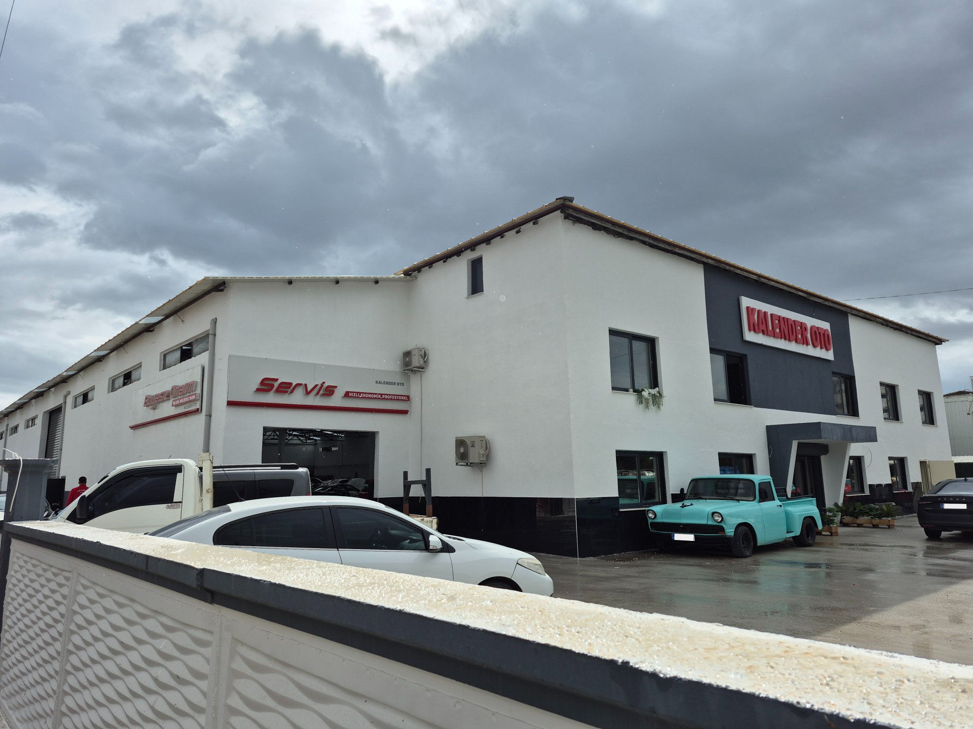 Kalender Oto Servis Cephe